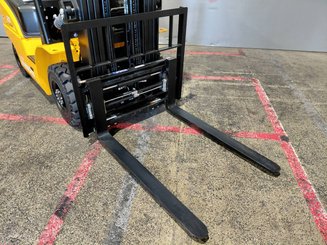 Four wheel front forklift Hangcha XE20Ci ( CPD20-XEXY2HA-SI )