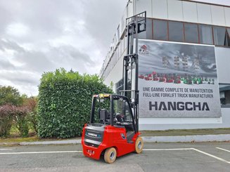 Four wheel front forklift Hangcha AE25