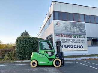 Four wheel front forklift Hangcha XC50i-500 (CPD50-XCXY2-SI)