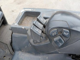 Four wheel front forklift Caterpillar EP25CN