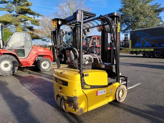 Electric forklift truck Yale ERP16VT