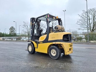 Four wheel front forklift Yale GLP40VX5