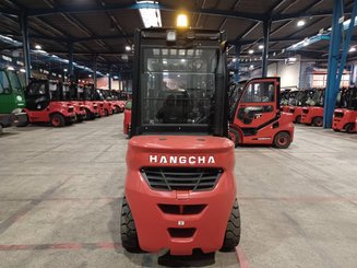 Four wheel front forklift Hangcha XF30D-2
