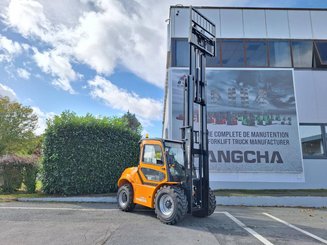 All-terrain forklift Hangcha TT30i-4 (CPD30-XY2GC-RT4) 
