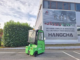 Tow tractor Hangcha QDD80-XD3i - 4