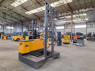 Multi-directional pallet stacker FAC 4VR 2510