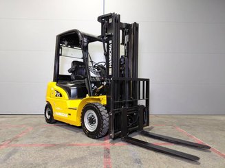 Four wheel front forklift Hangcha XE25i (CPD25-XEY2-SI)