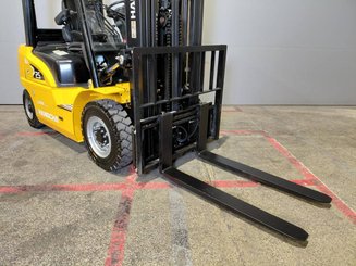 Four wheel front forklift Hangcha XE25i (CPD25-XEY2-SI) - 6