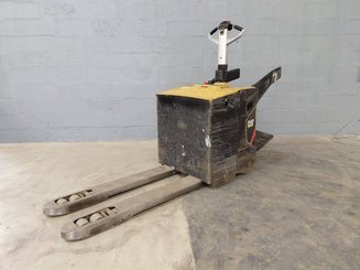 Stand-on pallet truck Caterpillar NPV20N2
