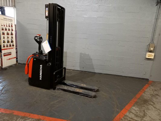 Stacker truck with folding platform Hangcha CDD20 AZ3S - 1