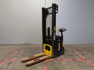 Pallet stacker Yale MS16