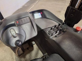Reach truck Fenwick R14S