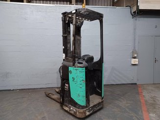 Stand-on pallet stacker Caterpillar NSR16N