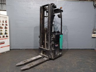 Stand-on pallet stacker Caterpillar NSR20N