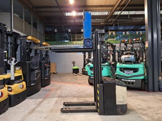 Pedestrian pallet stacker Crown WE2300-16 - 7