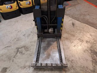 Pedestrian pallet stacker Crown WE2300-16 - 21