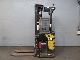 Stand-on pallet stacker Caterpillar NSR20N