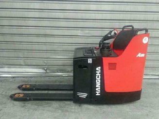 Stand-on pallet truck Hangcha CBD20-AZ3S-SU - 1