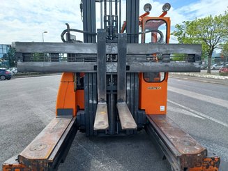 Multidirectional sideloader Hubtex DQ40G