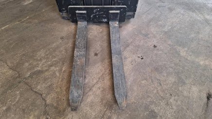 Man-up order picker Caterpillar NOH10N