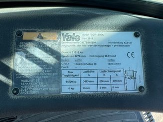 Four wheel front forklift Yale GDP160EC - 11