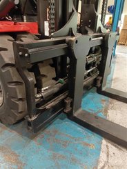 Four wheel front forklift Hangcha  X160-1200 (CPCD160-XRAH9G) 