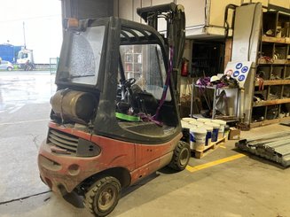 Electric forklift truck Linde H18T-03