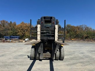 Four wheel front forklift Yale GDP160EC - 2