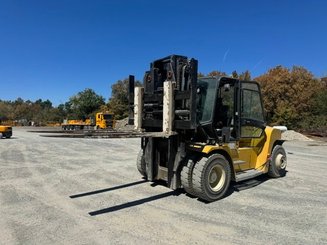 Four wheel front forklift Yale GDP160EC - 1