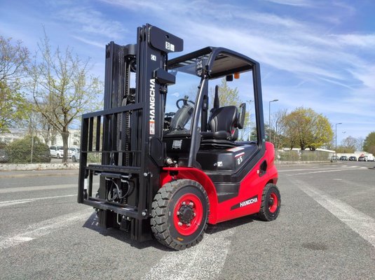 Four wheel front forklift Hangcha XF25D-2 (CPCD25-X2H7F1) - 1