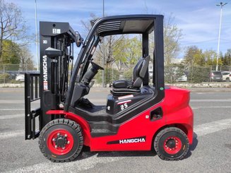 Four wheel front forklift Hangcha XF25D-2 (CPCD25-X2H7F1)