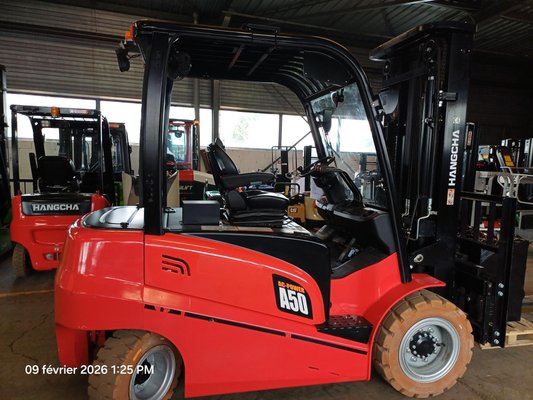 Four wheel front forklift Hangcha A4W50-E - 1