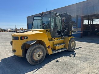 Four wheel front forklift Yale GDP160EC - 5