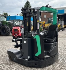 Multi-directional retractable mast reach truck Mitsubishi RBM25N2 - 1