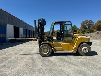 Four wheel front forklift Yale GDP160EC - 1