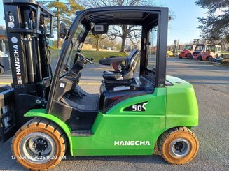 Four wheel front forklift Hangcha XC50i-600
