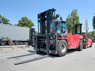 Four wheel front forklift Kalmar DCG250-12S - 1
