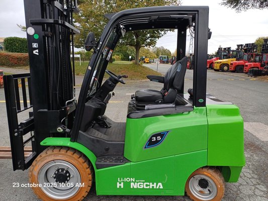 Four wheel front forklift Hangcha AE35-I - 1