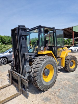 All-terrain forklift JCB 940-2 - 1