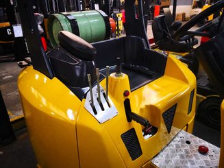 Articulated forklift Narrow Aisle Flexi GAS