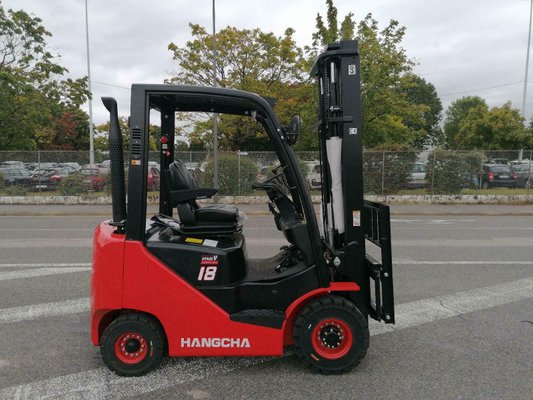 Four wheel front forklift Hangcha XF18D - 1