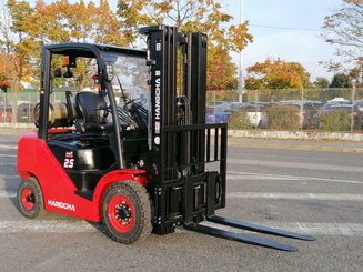 Four wheel front forklift Hangcha XF25G - 3