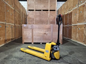 Pedestrian pallet truck Microlift P15SE