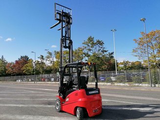 Four wheel front forklift Hangcha A4W25 - 1