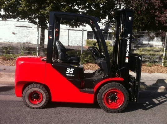 Four wheel counterbalanced forklift - XF35D