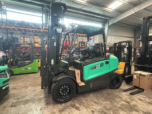 Electric forklift truck Mitsubishi FB55NH - 1