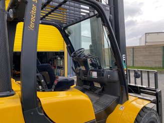 Four wheel front forklift Yale GLP55VX