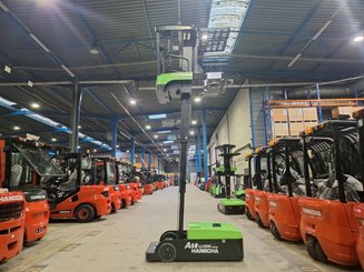 Vertical lift platform Hangcha CJD02-AMC1-M1I