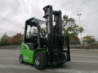Four wheel front forklift Hangcha XC25i