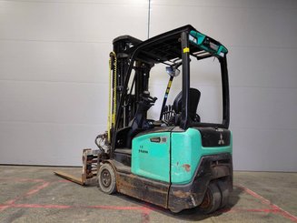 Three wheel front forklift Mitsubishi FB18NT